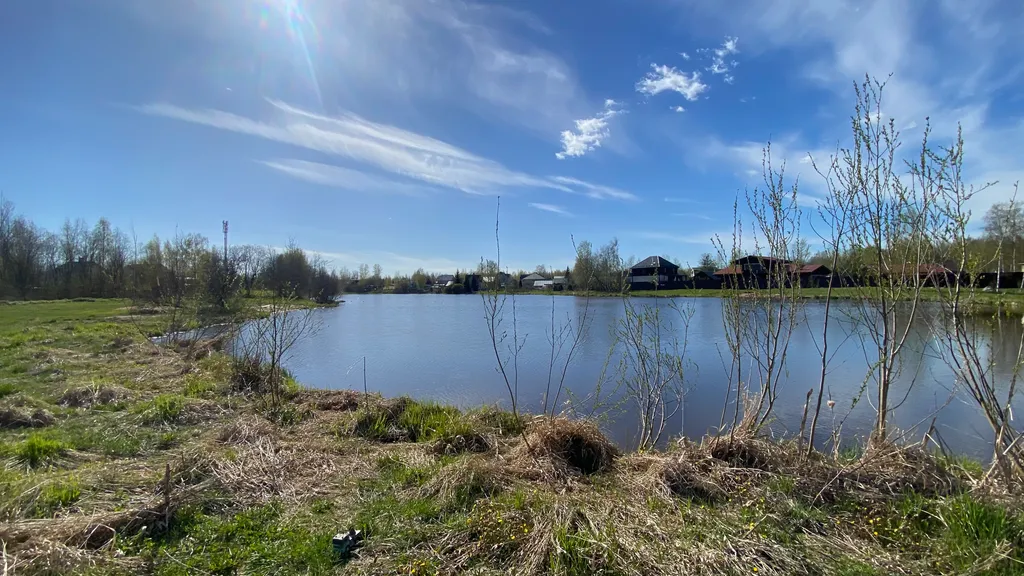 Коттедж Прекрасный дом на озере рядом с Екатерининским дворцом — Малое Карлино