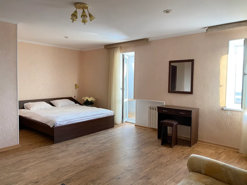 Квартира Комната — аренда посуточно в Семёновка