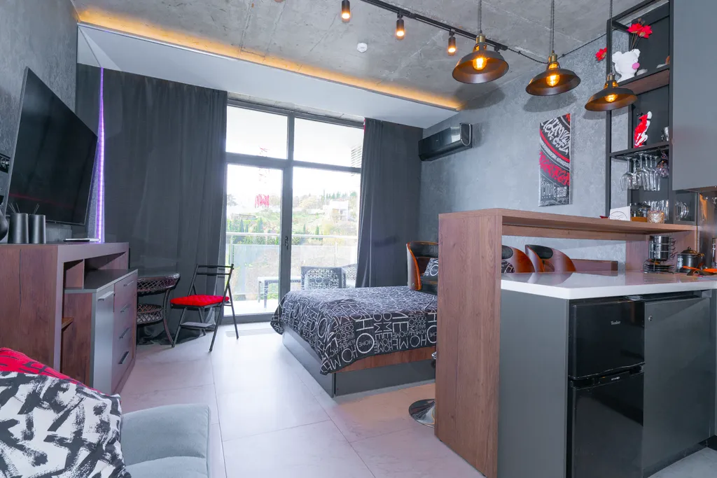 Дизайнерская студия Ls-black strong с видом на море и горы 7 этаж