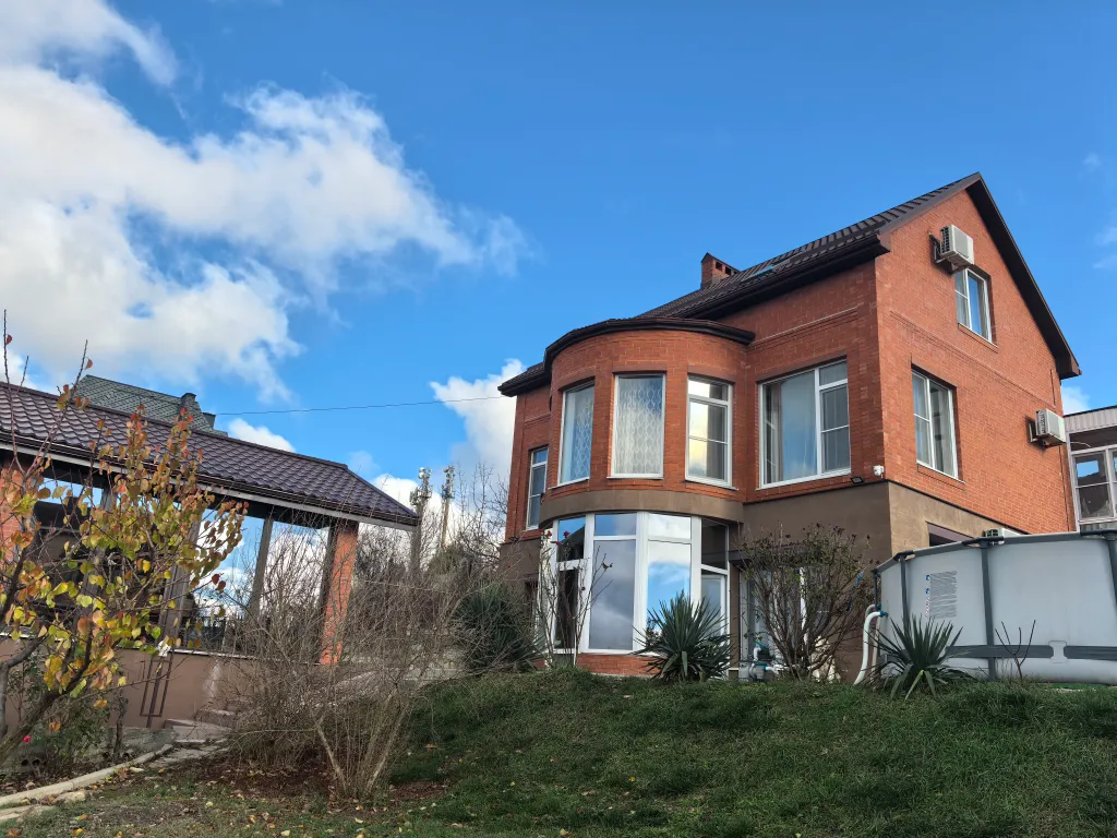 Дом на участке 12 соток