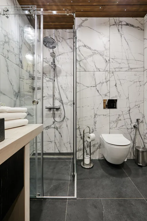 Дизайнерский номер с панорамным видом на озеро для двоих