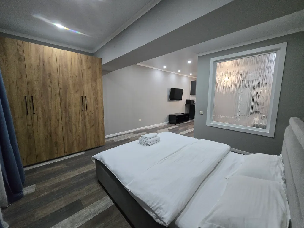 Квартира Стильный апартамент в центре — Алматы