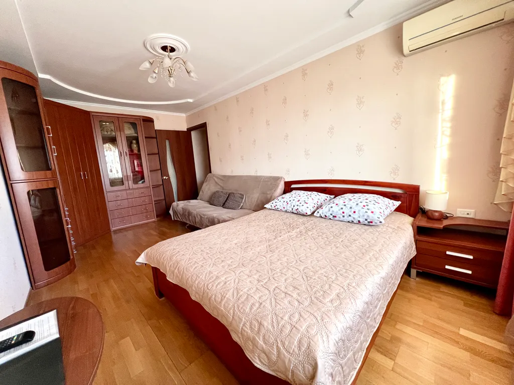 Апартамент на советской площади