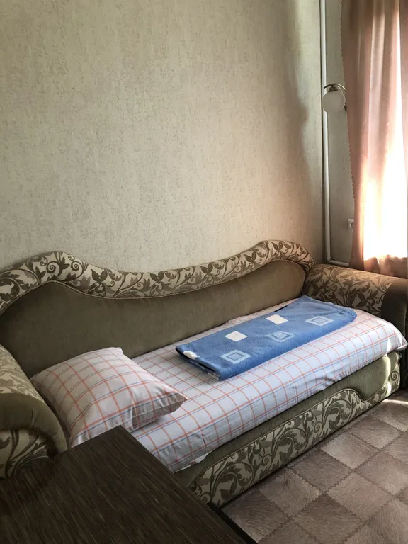 Квартира Комната — аренда посуточно в Лоо