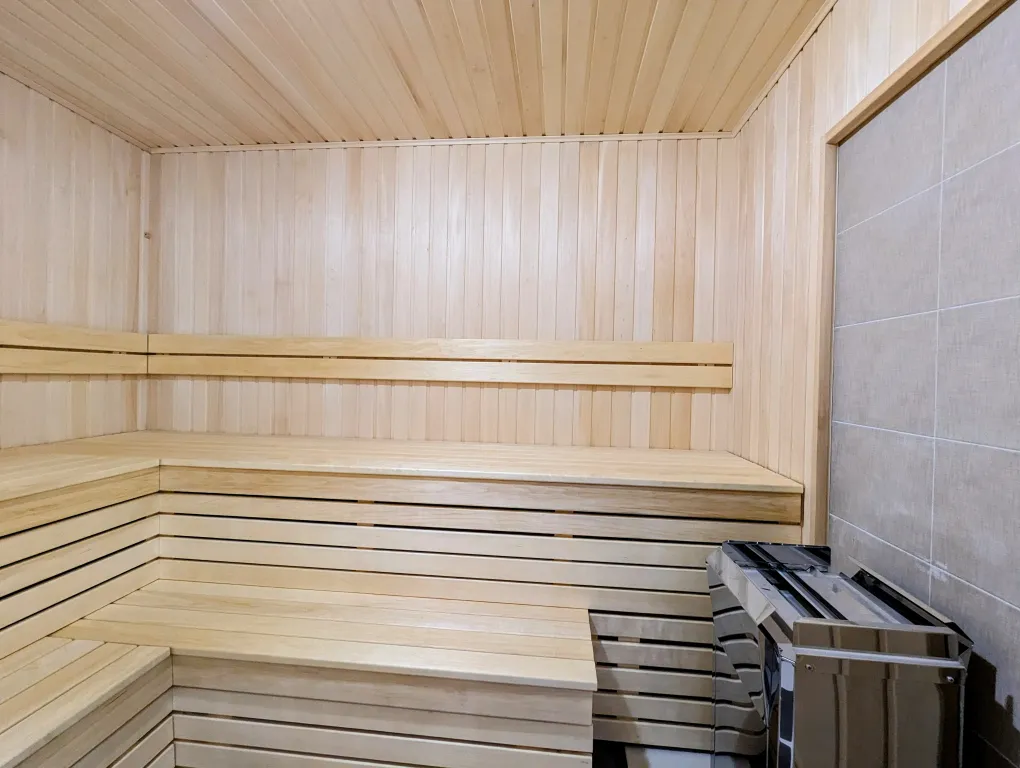 8-комнатный Дом