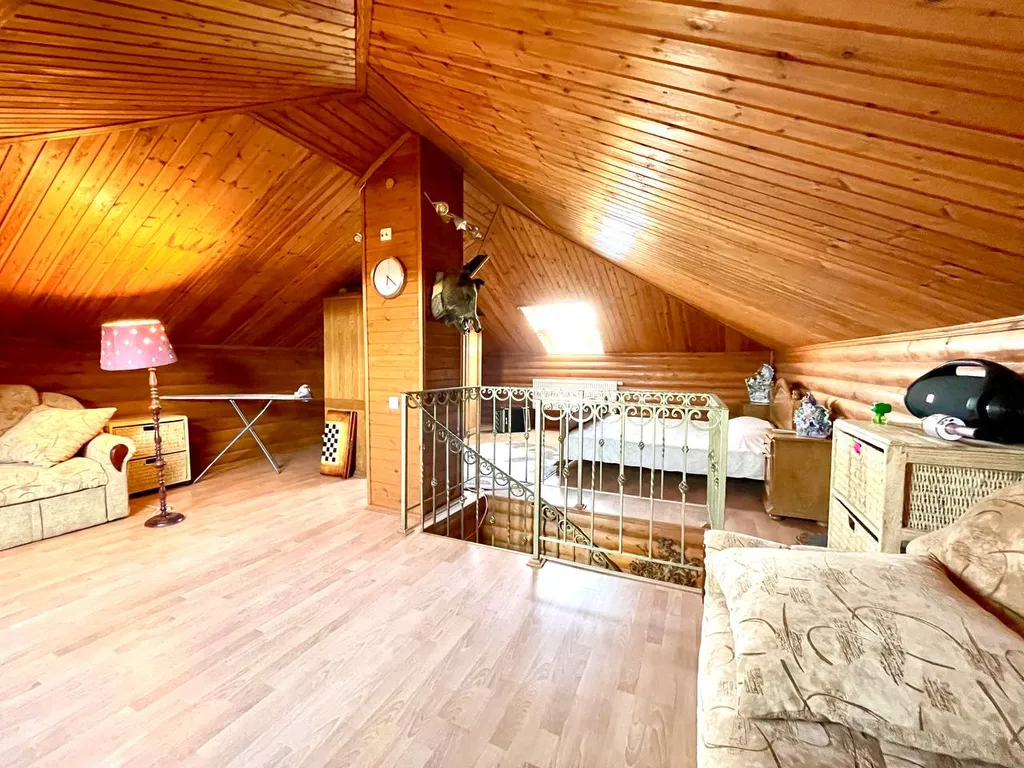 Коттедж Домик с теплым бaссейном и баней — Малые Горки