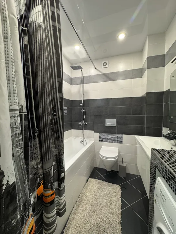 Идеальная квартира в новом доме с видом на закат