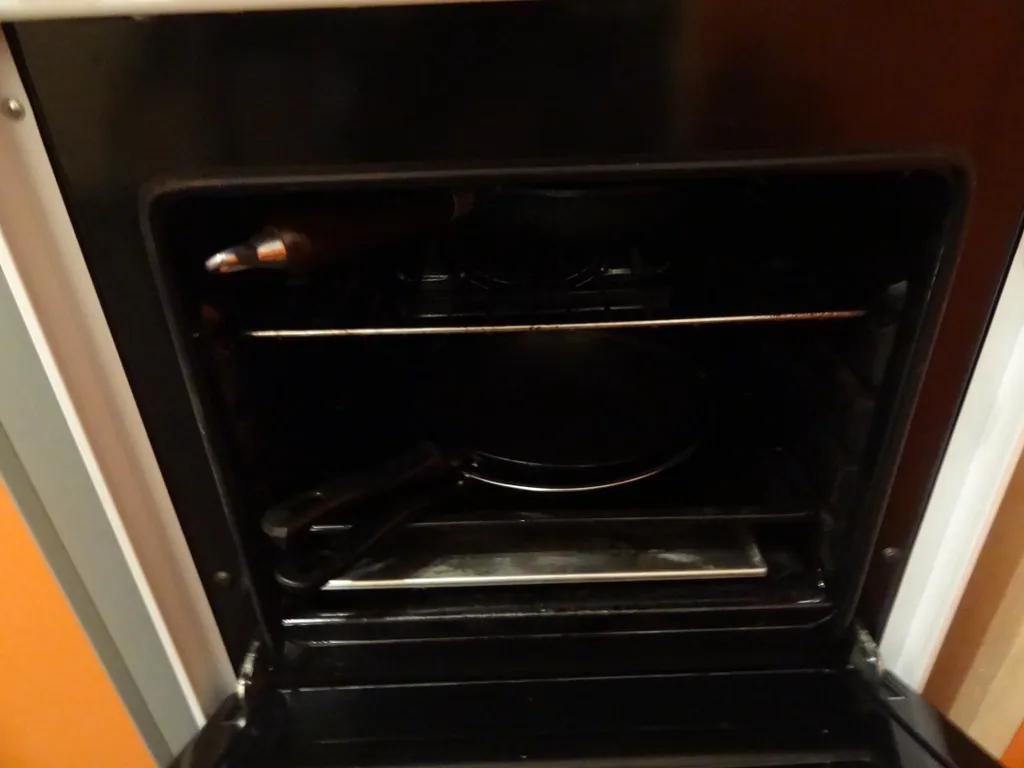 Квартира рядом с Кремлёвским парком балкон, Wi-Fi, кондиционер