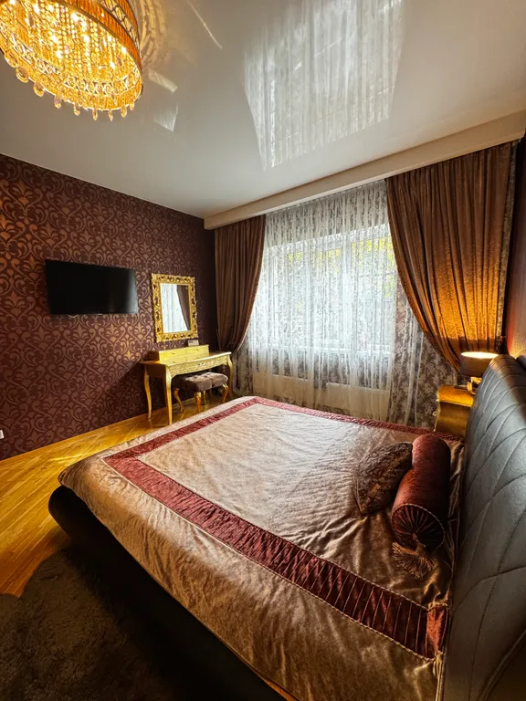 Уютный дом рядом с лесом