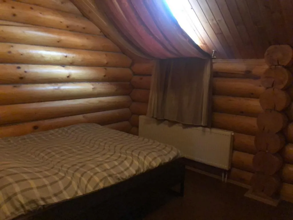 Коттедж с бассейном