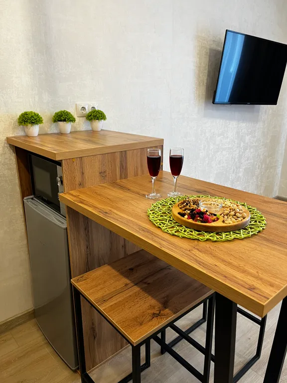 Уютная студия с видом на город