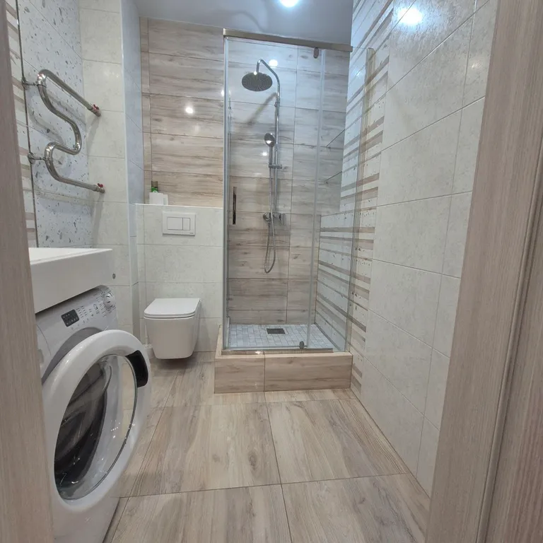 Евродвушка у аэропорта