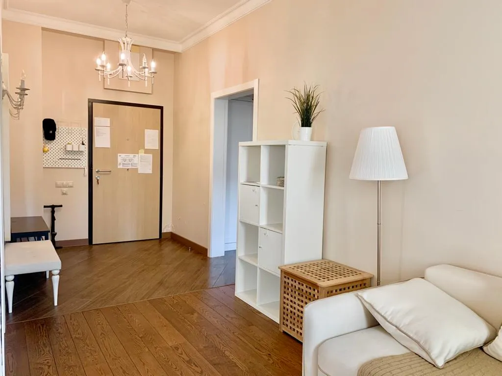 Дизайнерские апартаменты с террасой и бассейном