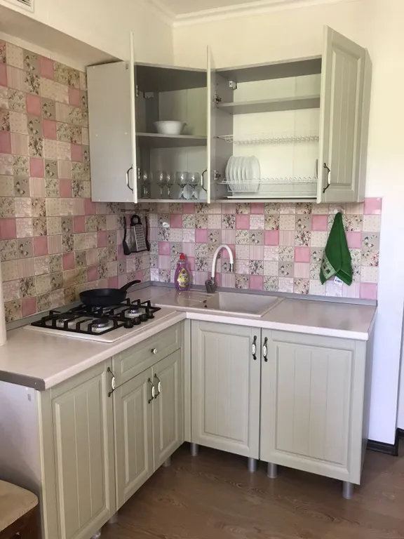 Чистая светлая квартира в тихом районе у парка