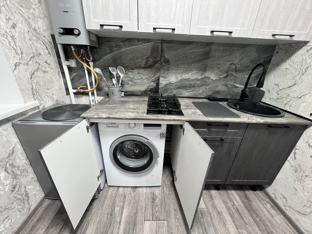 Лофт апартаменты возле набережной