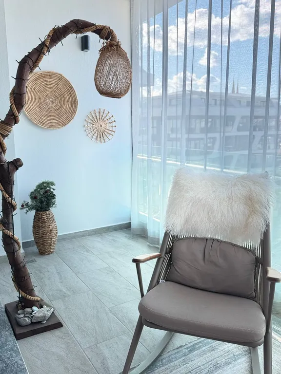 Роскошный дуплекс с эксклюзивным дизайнерским интерьером