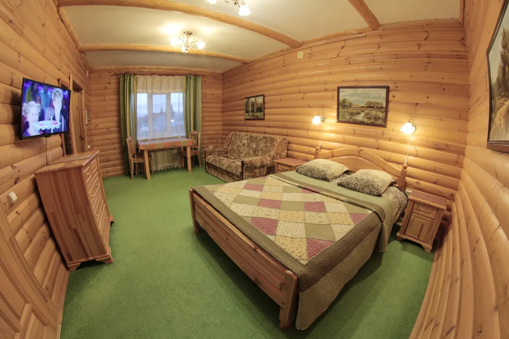 Номер полулюкс в центре города на панорамном берегу