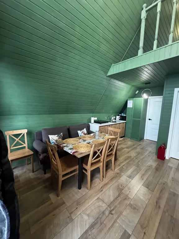 Коттедж А-Фрейм за городом для семейного отдыха