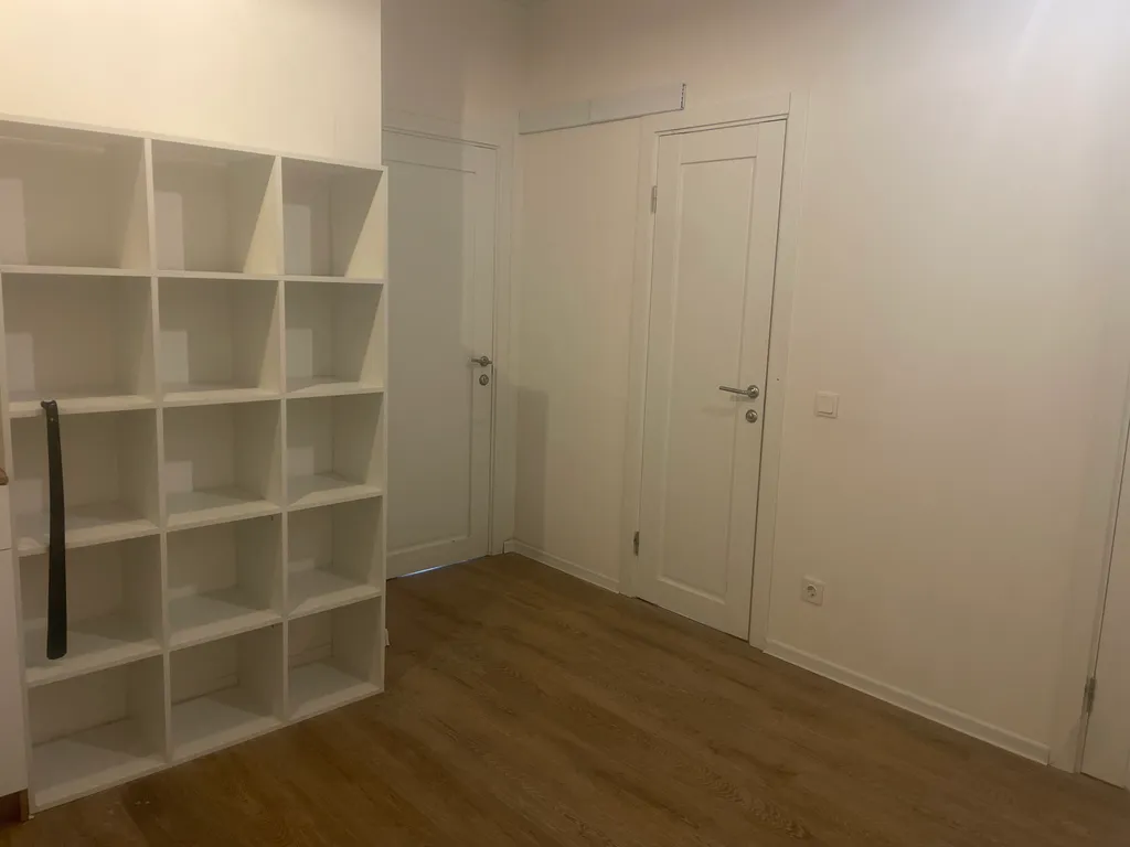 Уютные отдельные апартаменты с видом на озеро, без хозяев