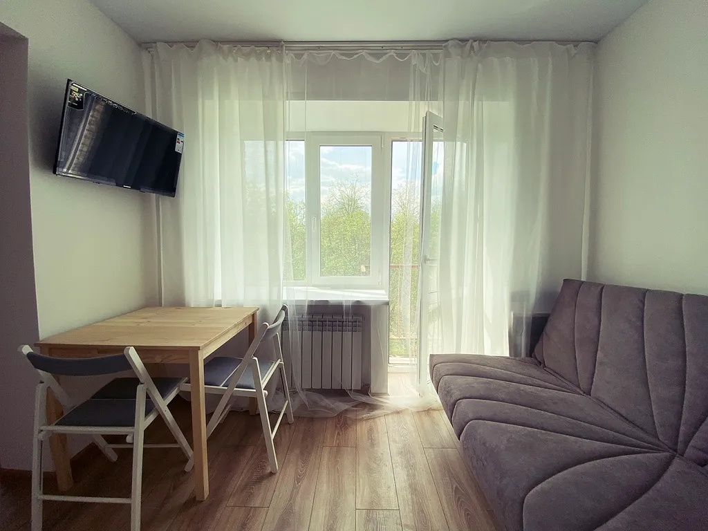 Уютная квартира-студия 1 с дизайнерским ремонтом