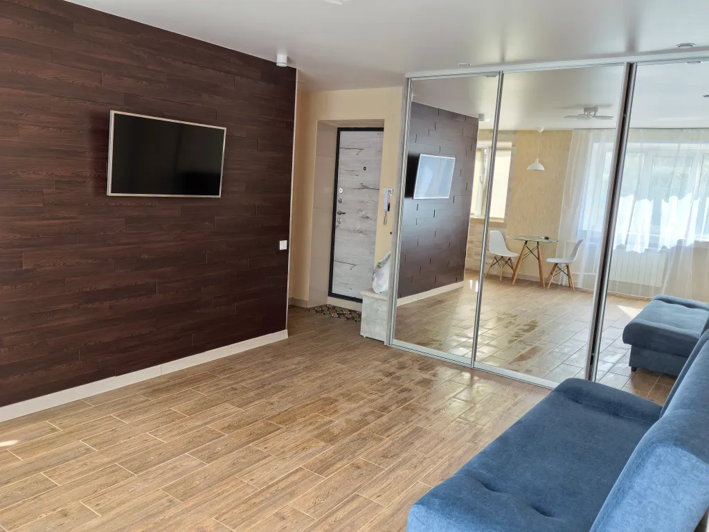 Абсолютно новая квартира в центре города — аренда посуточно в Абакан