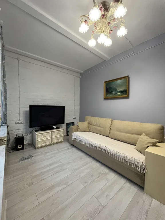 2-комнатная квартира с авторским ремонтом в историческом центре города