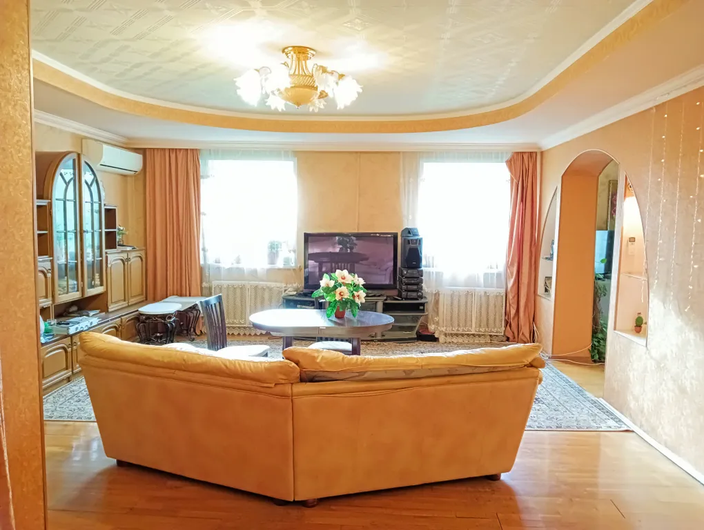 6-к коттедж на 15 гостей