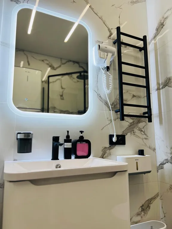 Студия трехместная с бассейном