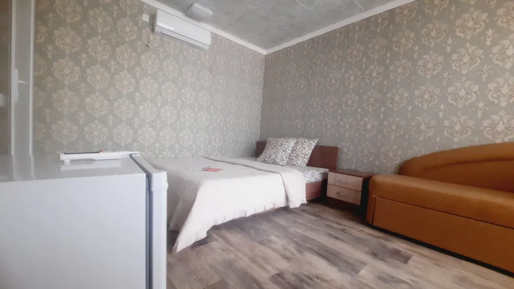 Квартира Комната — аренда посуточно в Штормовое