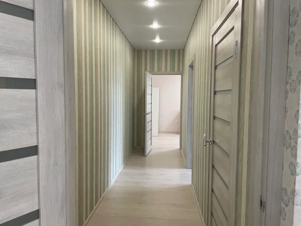 Большая трёхкомнатная квартира в центре