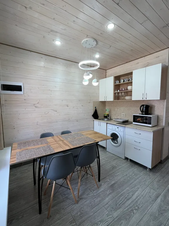 Новый дом с видом на горы