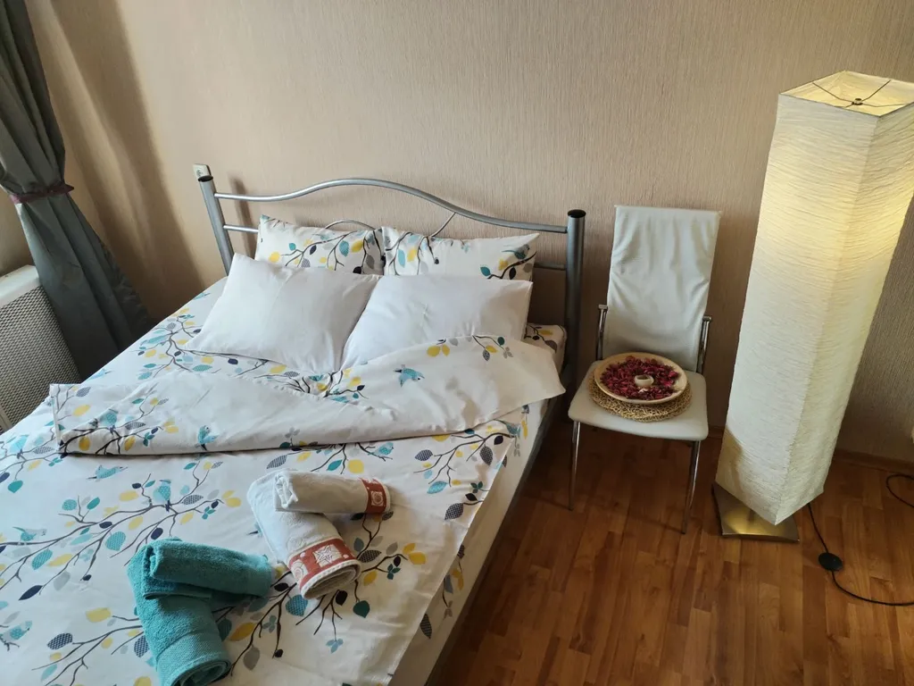 Двушка в экологически чистом районе Уручье