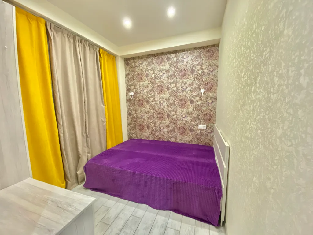 Апартаменты с балконом возле подьемника