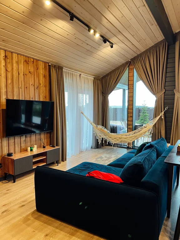 Дом с баней на дровах и гадающим кроликом