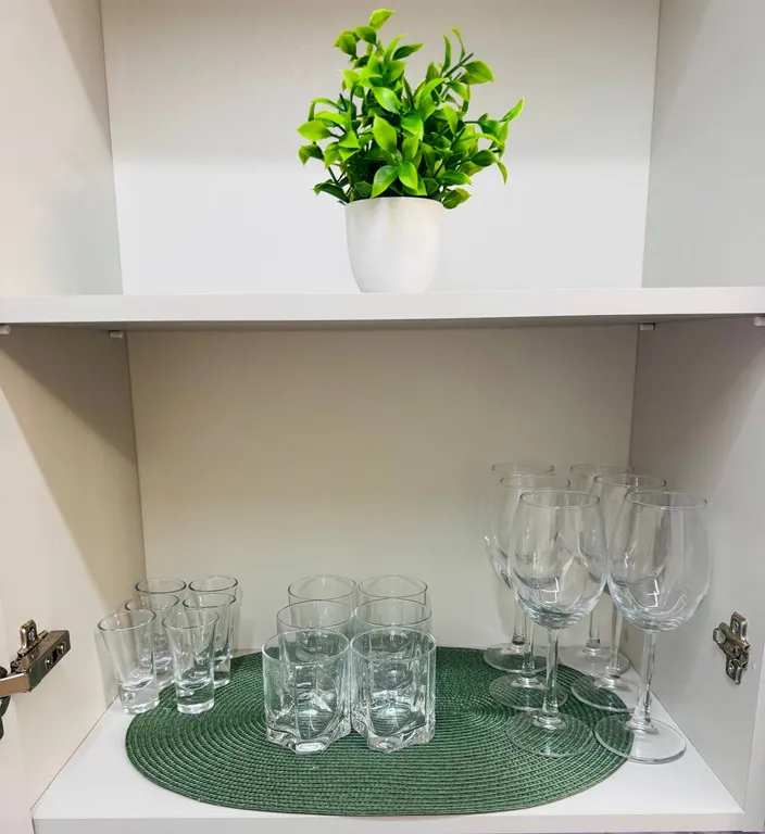 Двухкомнатная квартира с видом на море и горы