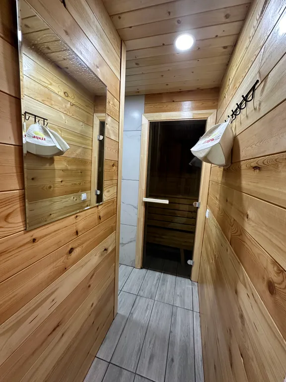 Уютный дом с красивым видом на зелёную гору