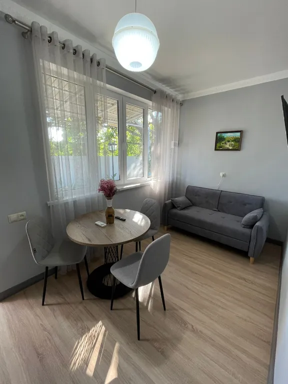 Уютный домик на берегу моря