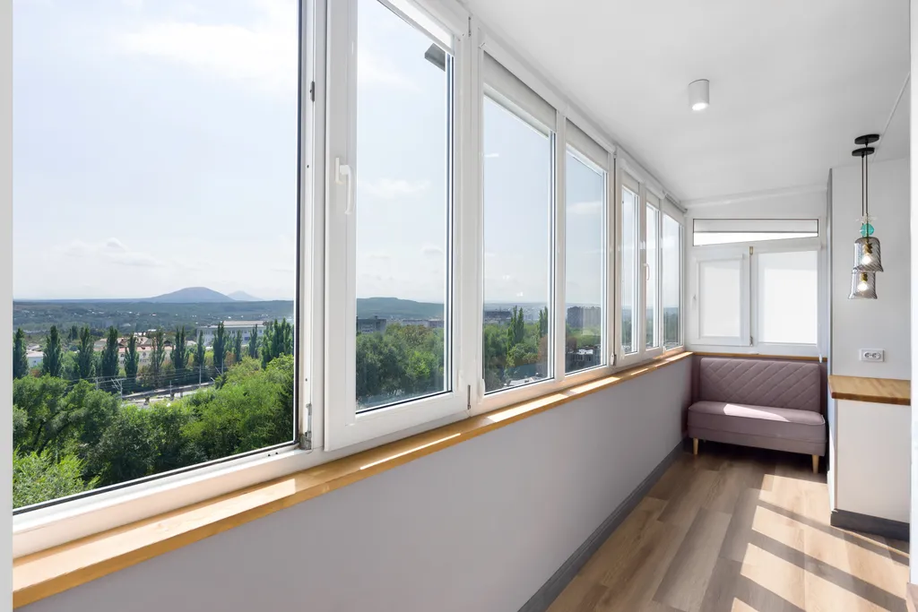 Современная уютная квартира с видом на горы