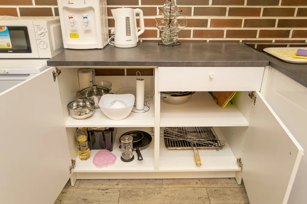 Бунгало с мангалом на Зеленой поляне