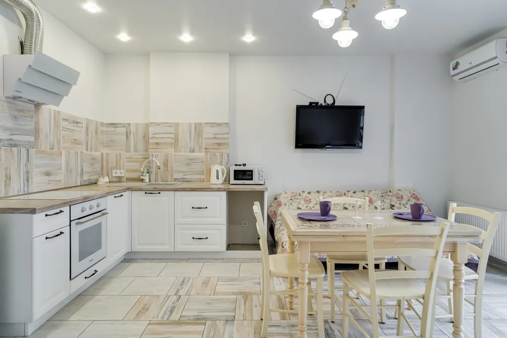 Двушка до 6 человек рядом с ЖД вокзалом, отчетные документы