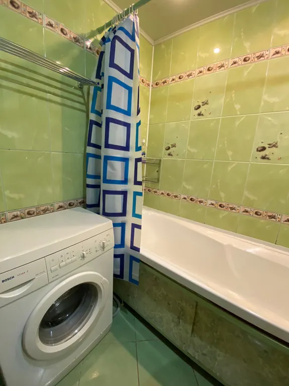 Квартира Уютная трешка — Волхов