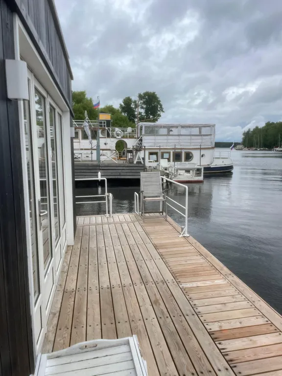 Речной домик с баней