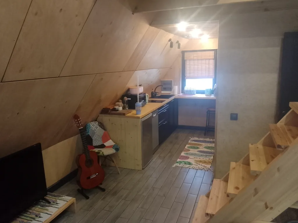 Уютный дом с баней и купелью в сосновом бору