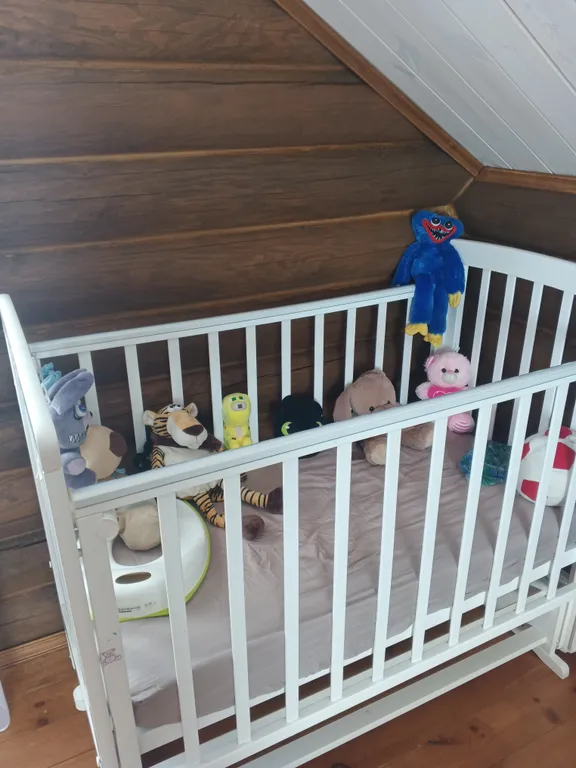 Уютный домик возле озера