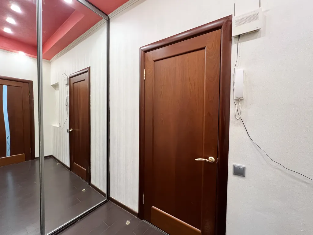 1‑комн. квартира в центре Мурманска на ул. Карла Маркса, 6/1