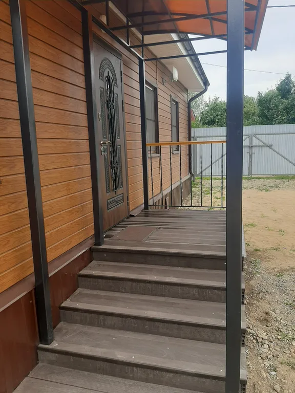 Дом на участке 10 соток