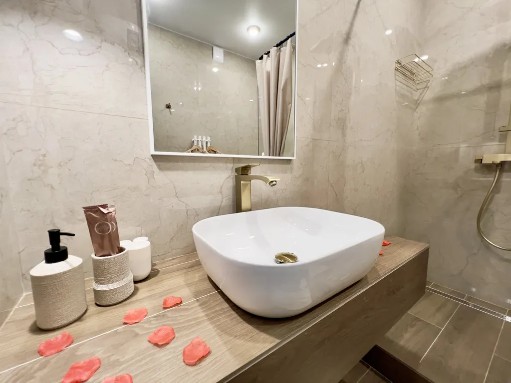 Апартаменты с шикарным видом в авторском квартале Машаров