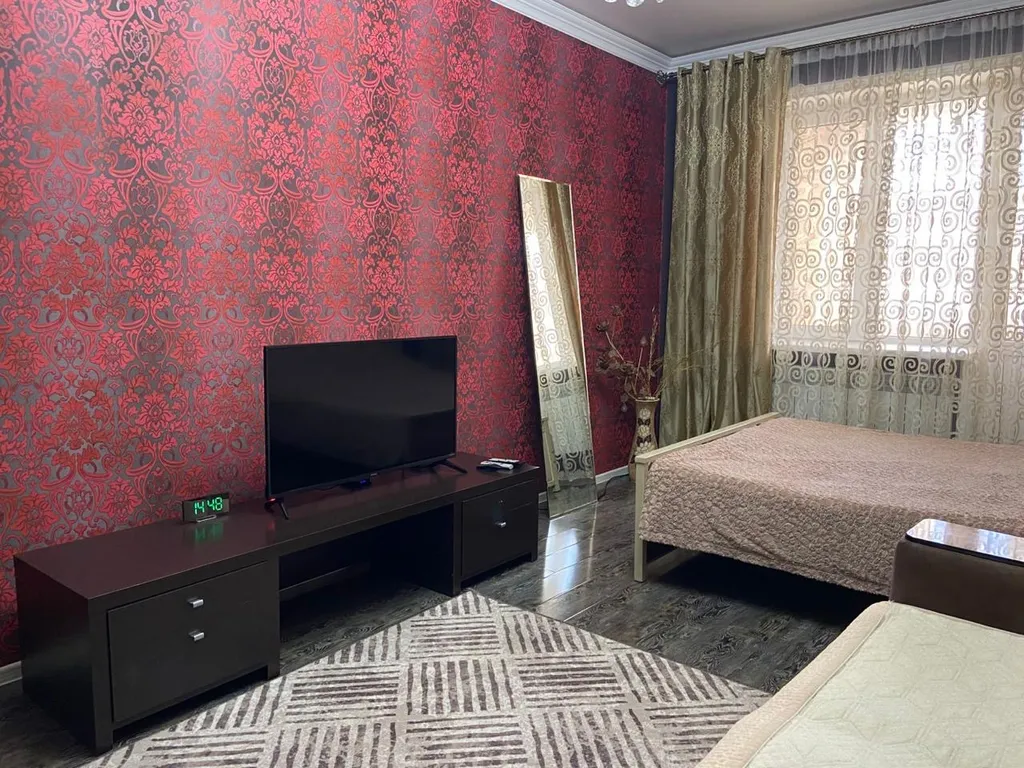 Квартира у моря и мультимедийного фонтана