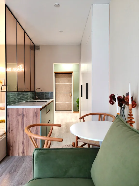 Уютная студия с видом на лес и закат