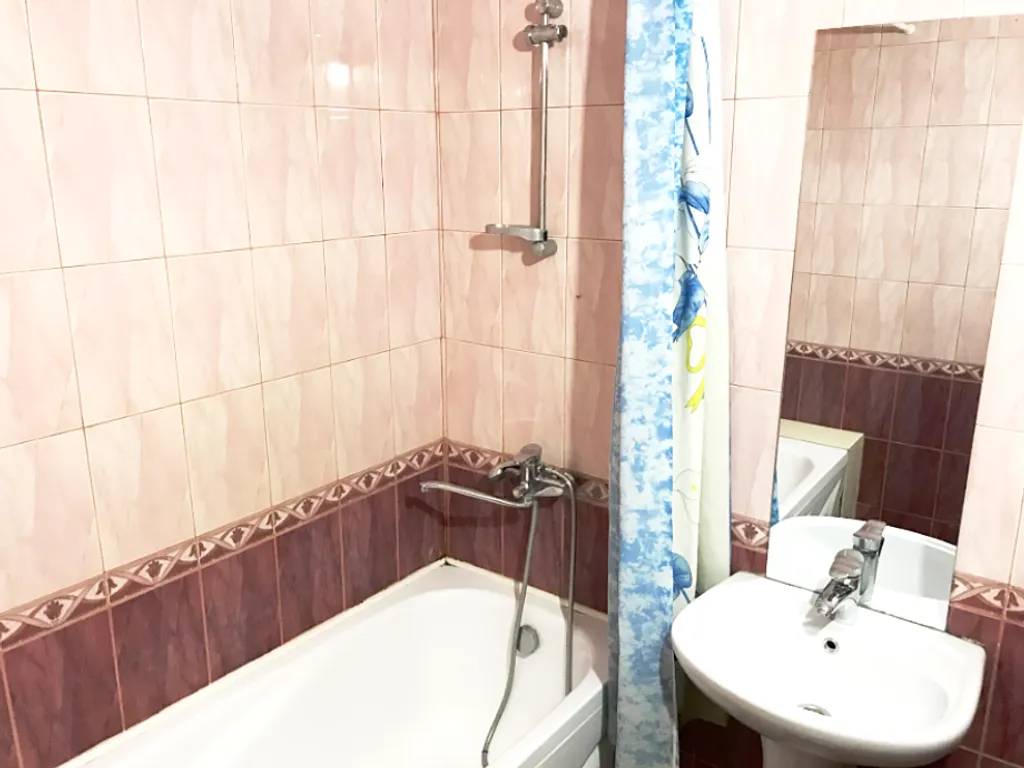 Трехкомнатная квартира в центре